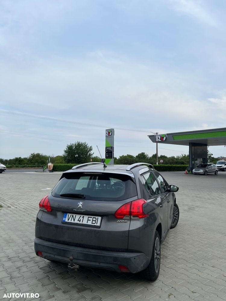 Peugeot 2008 1.2 VTi Active - 3