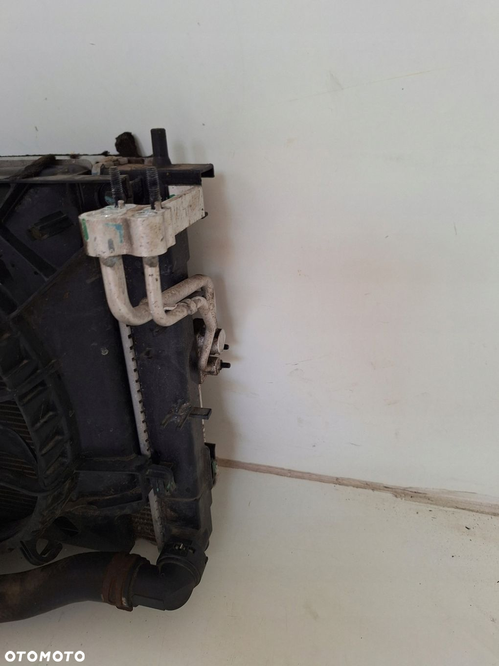 KOMPLET CHLODNIC WENTYLATOR CEED II 1.6 CRDI 12- OE - 2