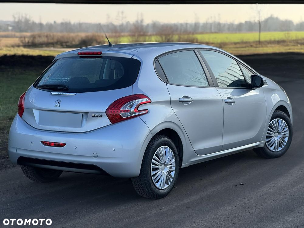 Peugeot 208 1.2 PureTech Allure - 4