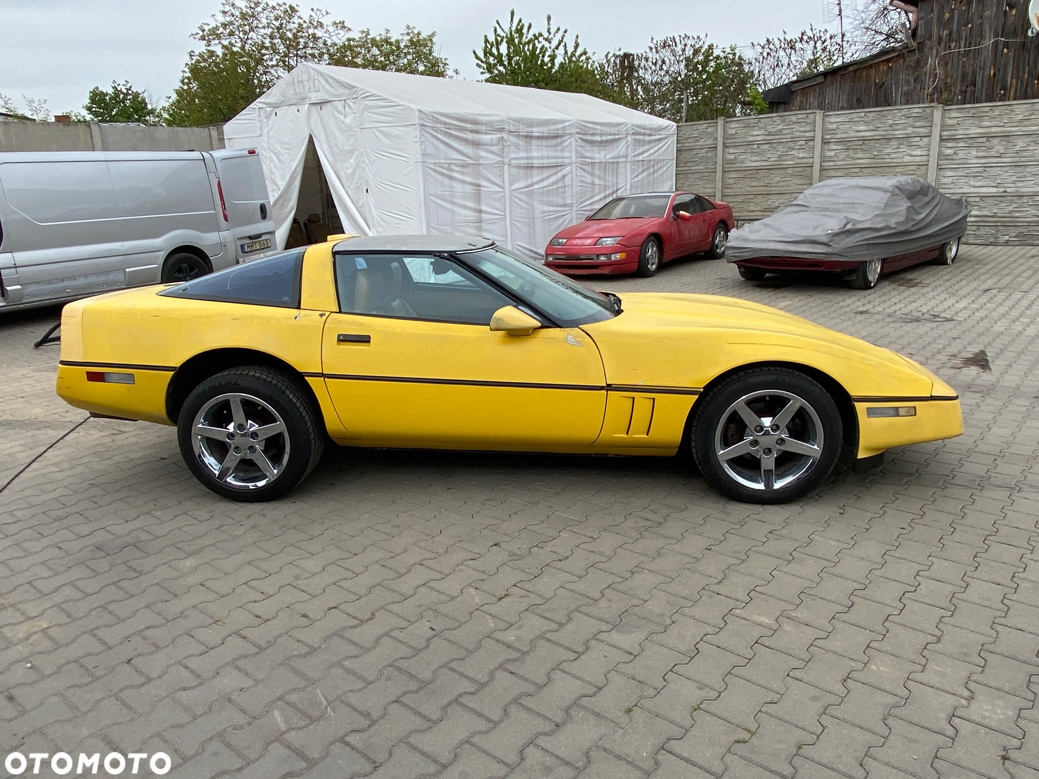 Chevrolet Corvette - 3