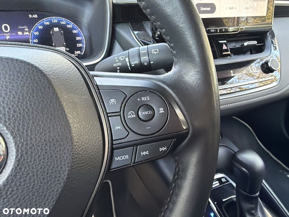 Toyota Corolla 1.8 Hybrid Comfort - 28