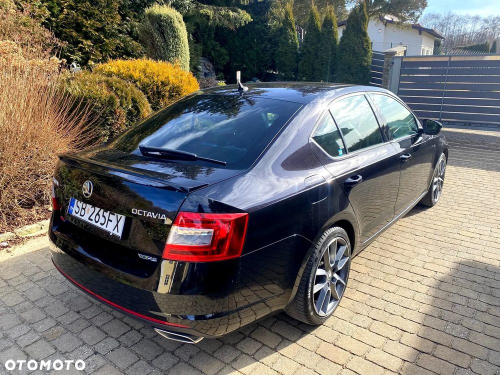 Skoda Octavia 2.0 TDI RS DSG - 3
