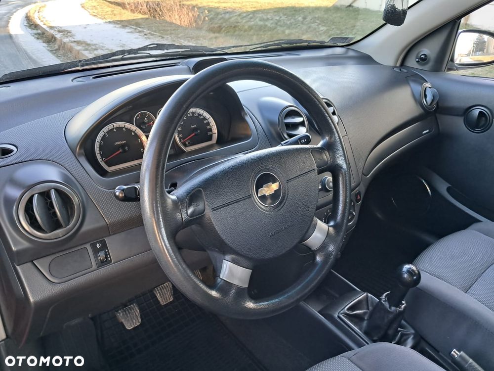 Chevrolet Aveo 1.4 Plus - 17