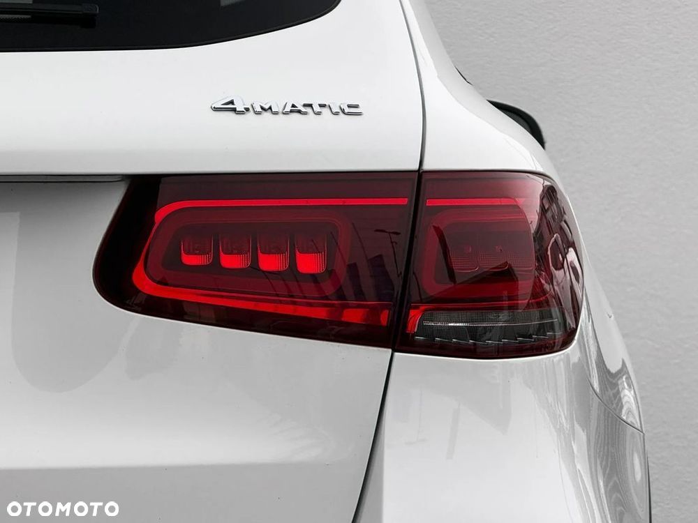 Mercedes-Benz GLC - 38