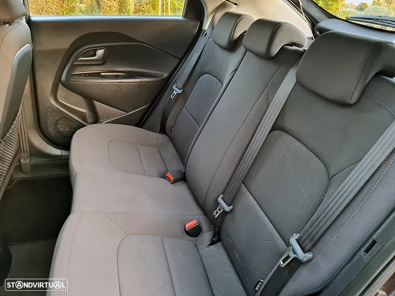 Kia Rio 1.2 CVVT More Edition - 12
