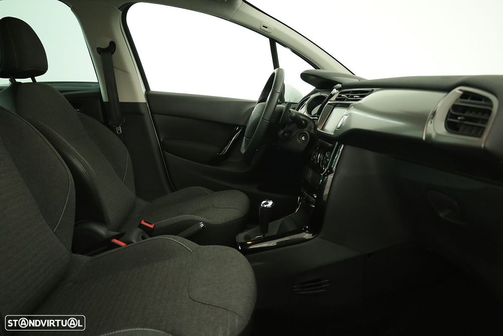 Citroën C3 1.2 PureTech Collection - 18