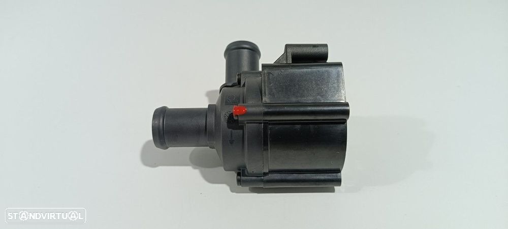 BOMBA DE áGUA AUDI Q3 - 3