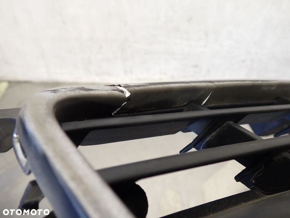 GRILL ATRAPA AUDI A3 8P 2.0TDI 8P3853651 - 6
