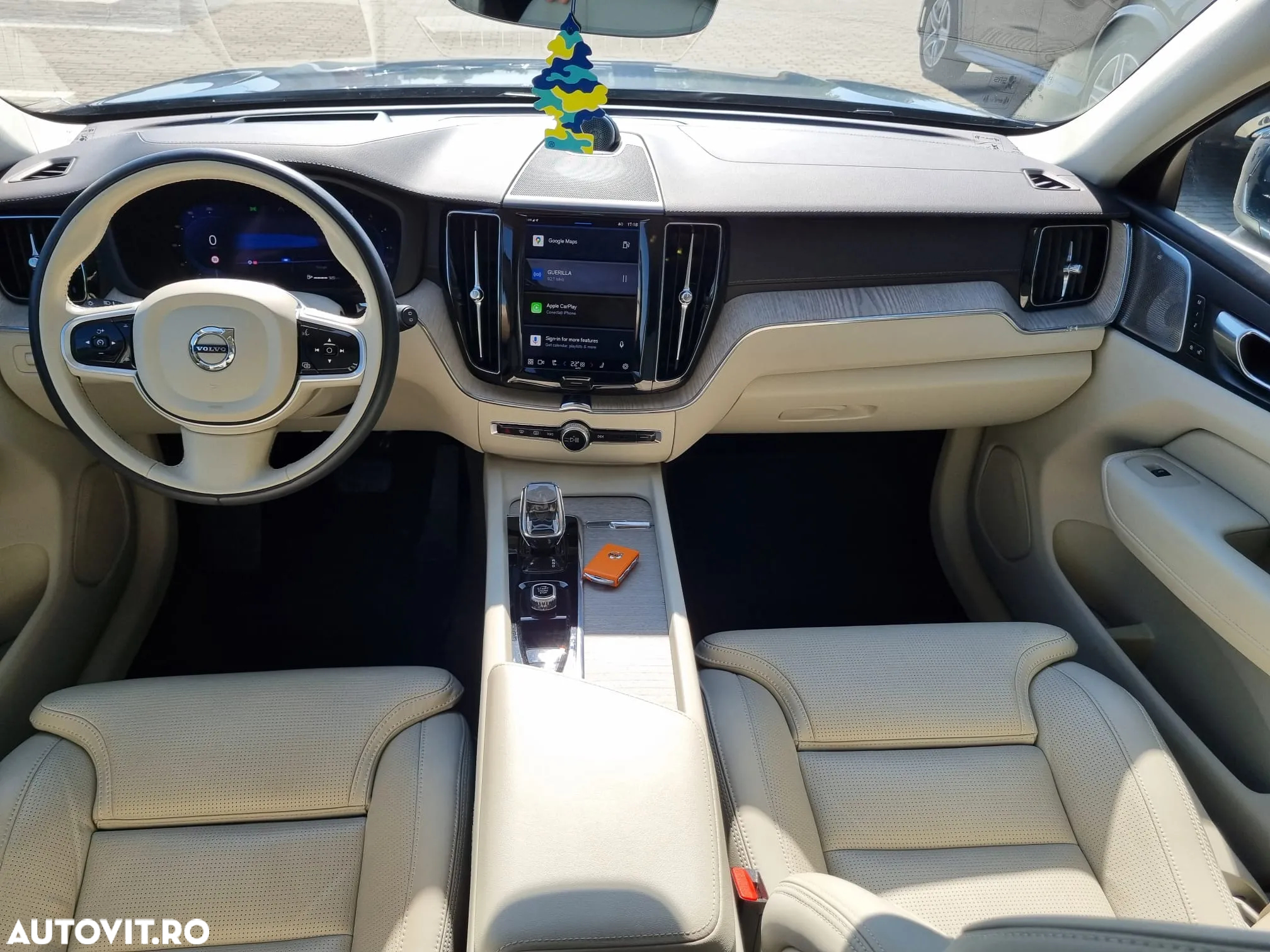 Volvo XC 60 B4 MHEV Inscription - 37