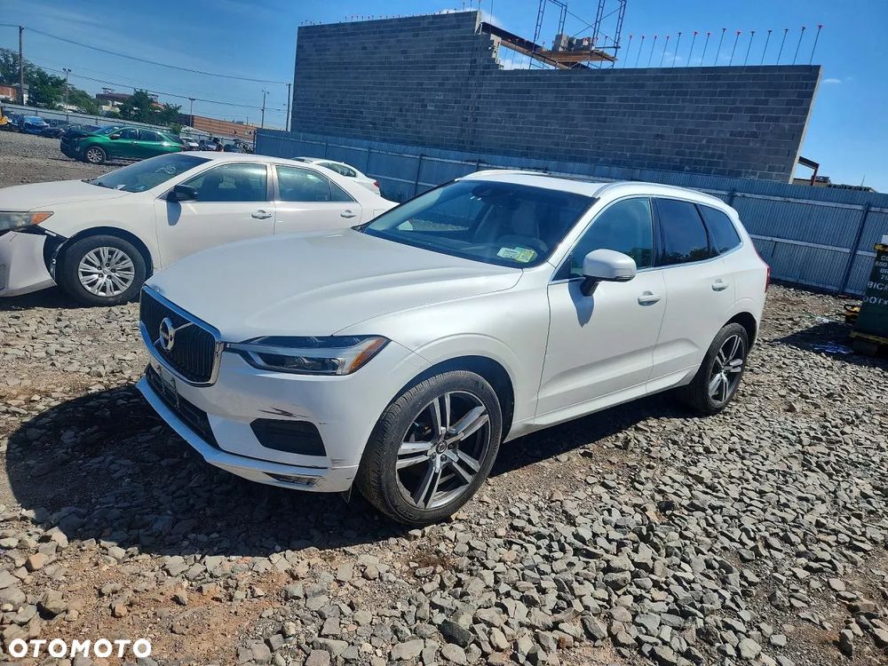 Volvo Xc 60 2020 photo 2