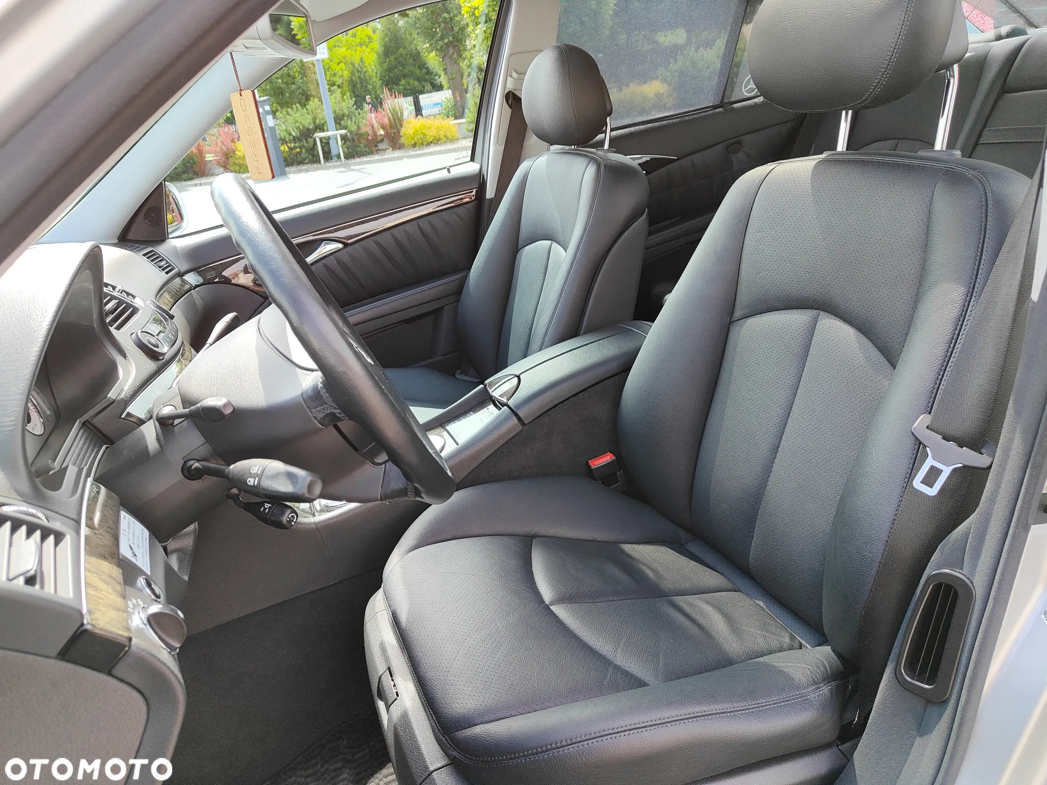 Mercedes-Benz Klasa E 320 4Matic Automatik Avantgarde - 15