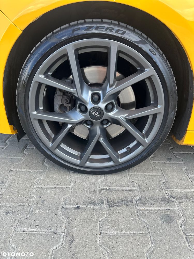 Ford Focus 2.0 EcoBoost ST mit Leder-Sport-Paket - 14