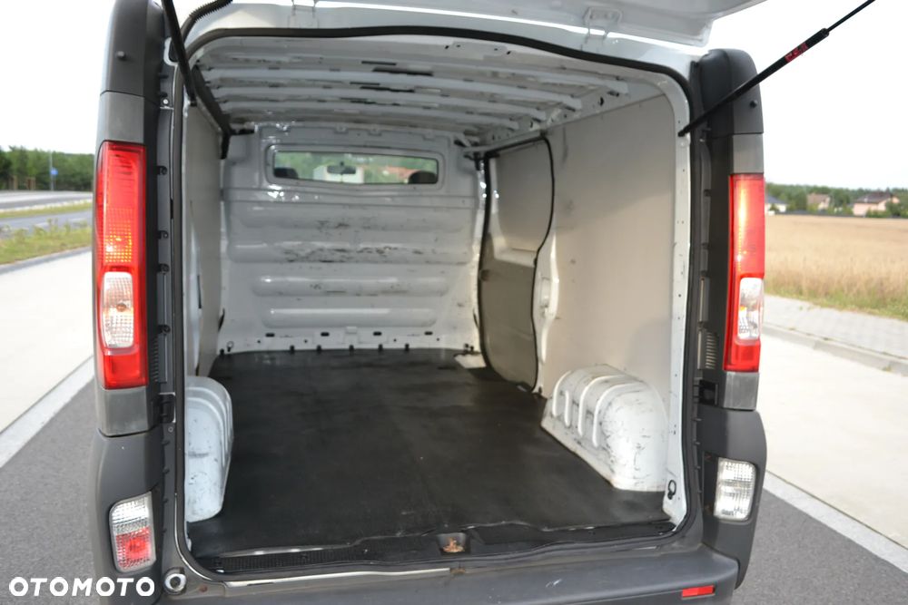 Renault Trafic - 30