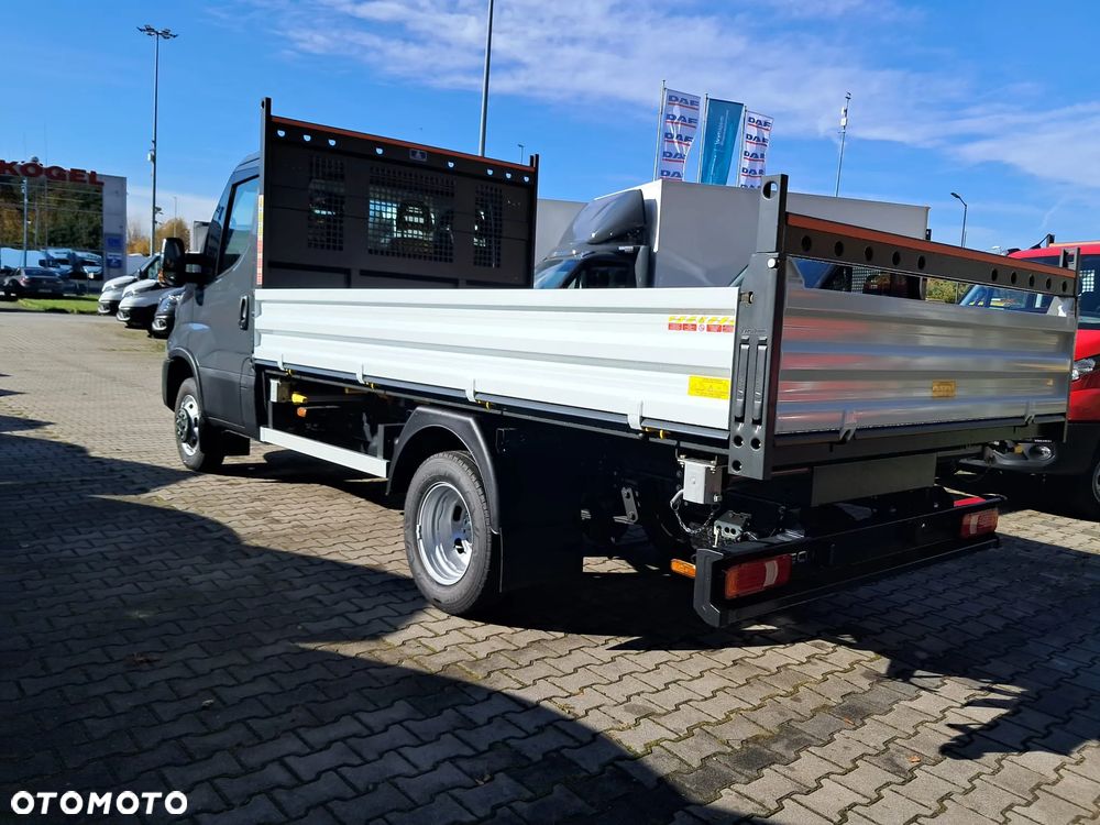 Iveco 35C16H3.0 Wywrotka stalowa fabryczna - 4