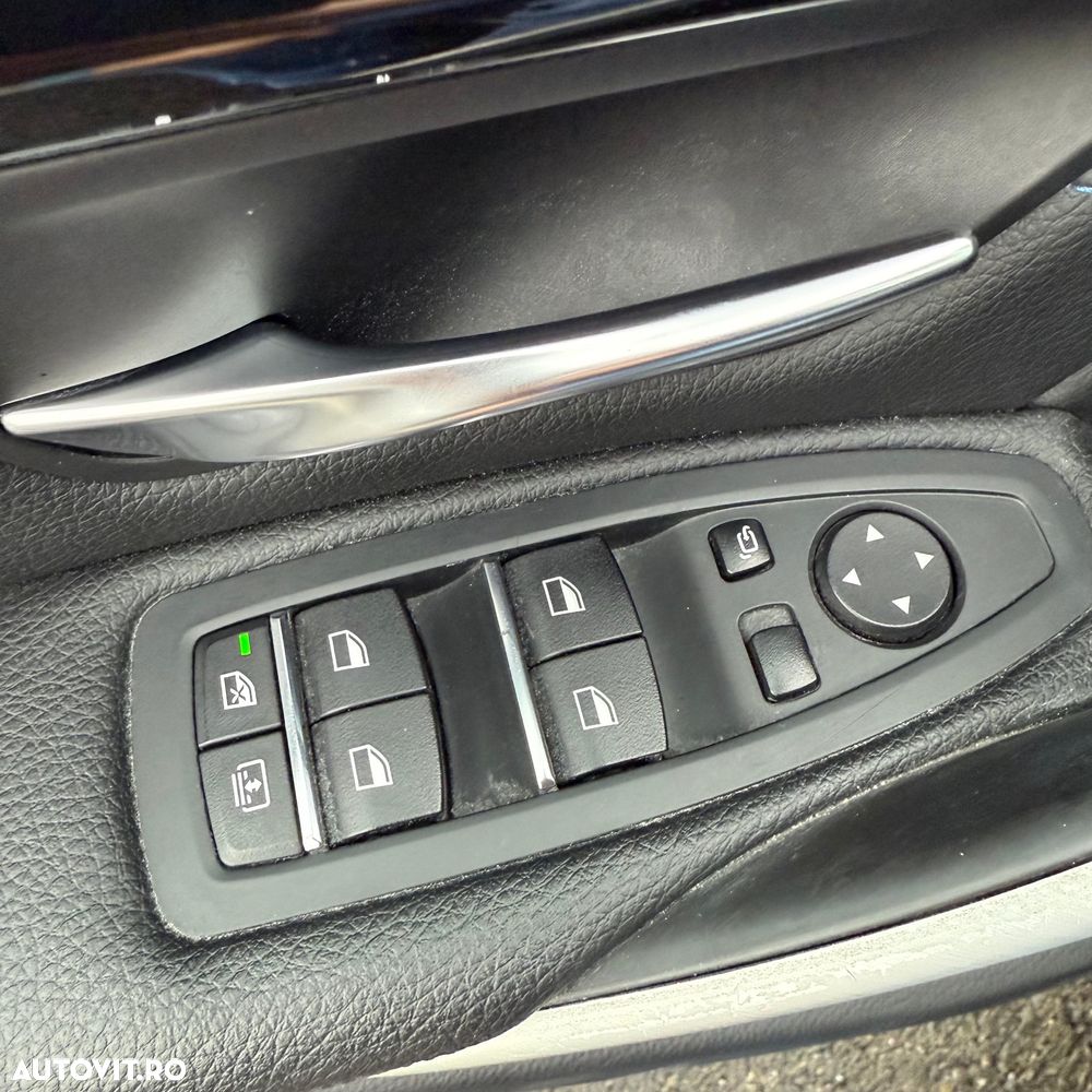 BMW Seria 3 320i Aut. M Sport - 13