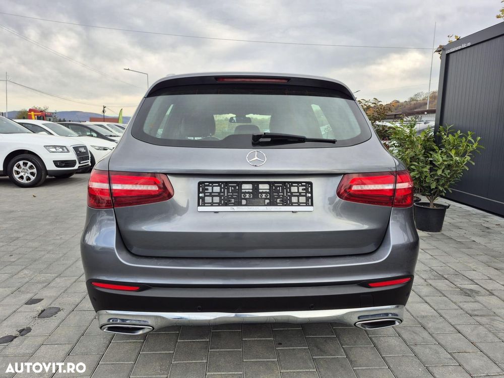 Mercedes-Benz GLC - 18