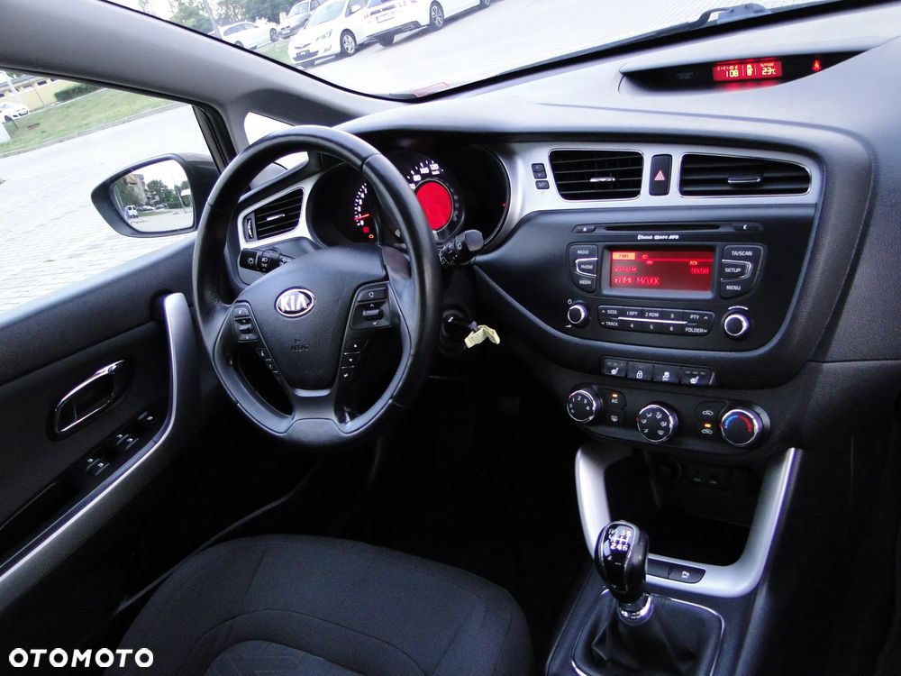 Kia Ceed 1.4 CVVT Vision - 6