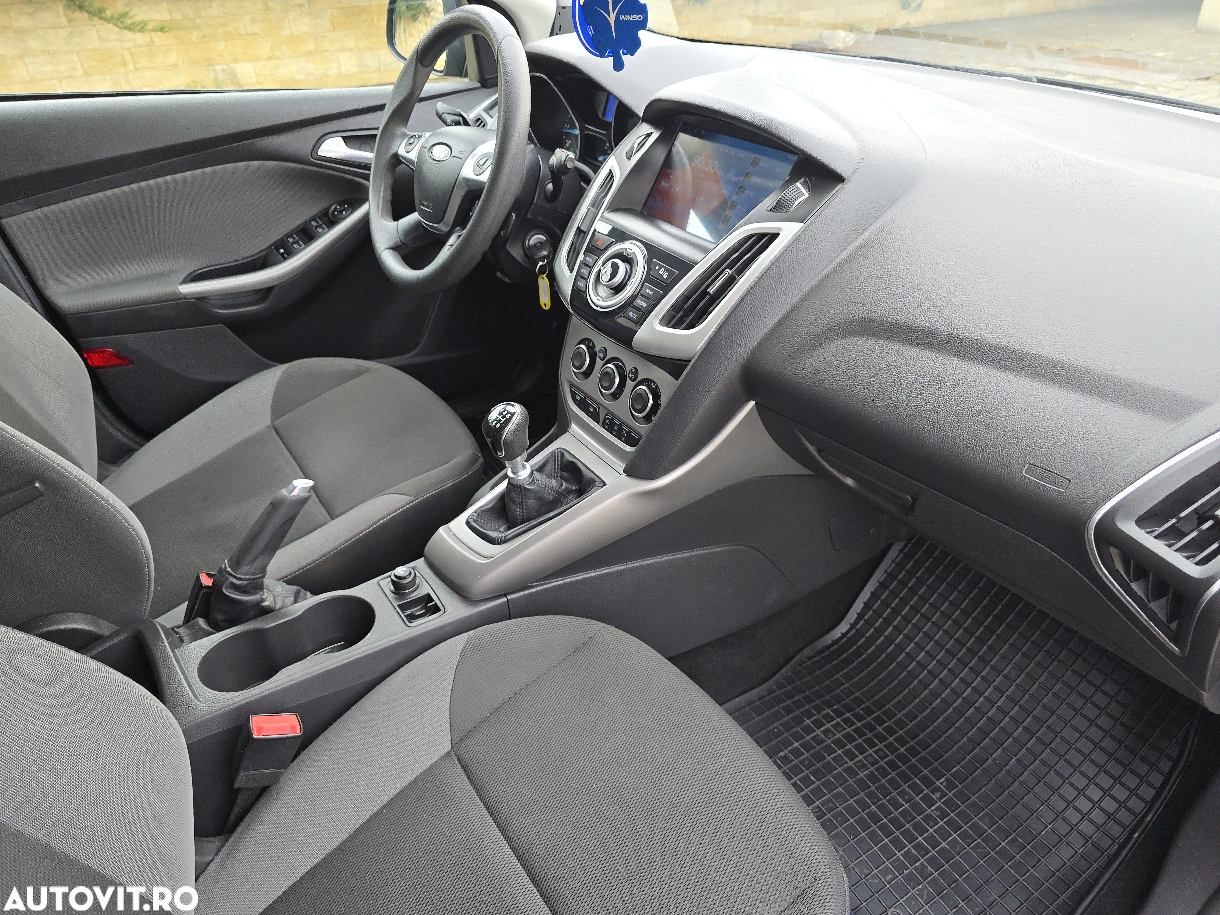 Ford Focus - 8