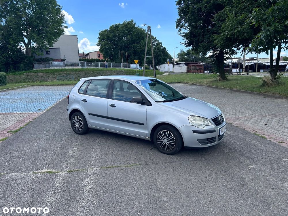 Volkswagen Polo - 4