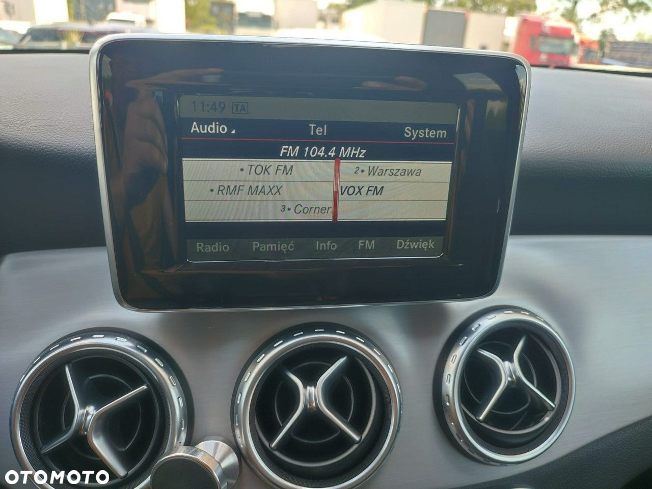 Mercedes-Benz GLA 200 - 5