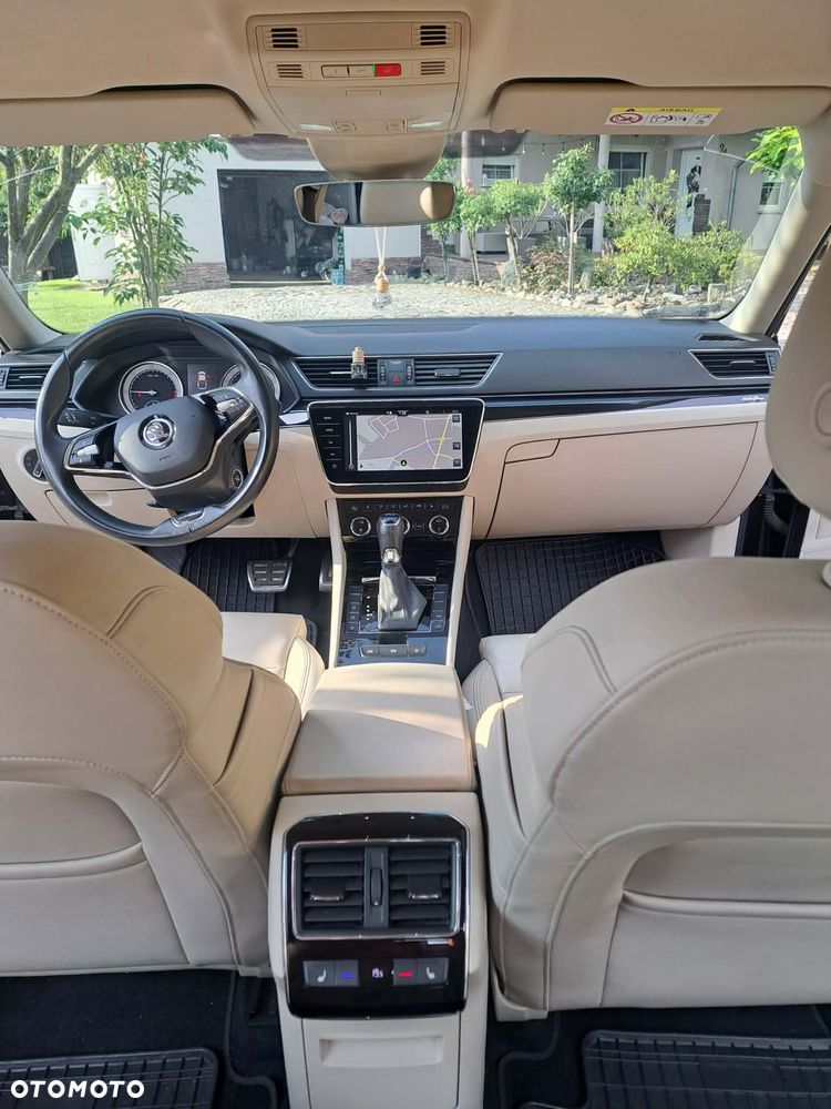 Skoda Superb 2.0 TDI SCR L&K DSG - 22
