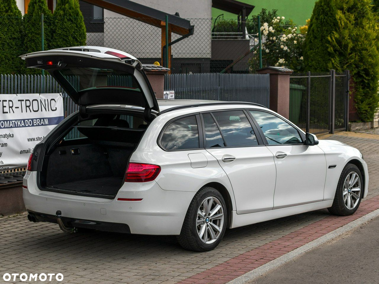BMW Seria 5 520d Luxury Line - 9
