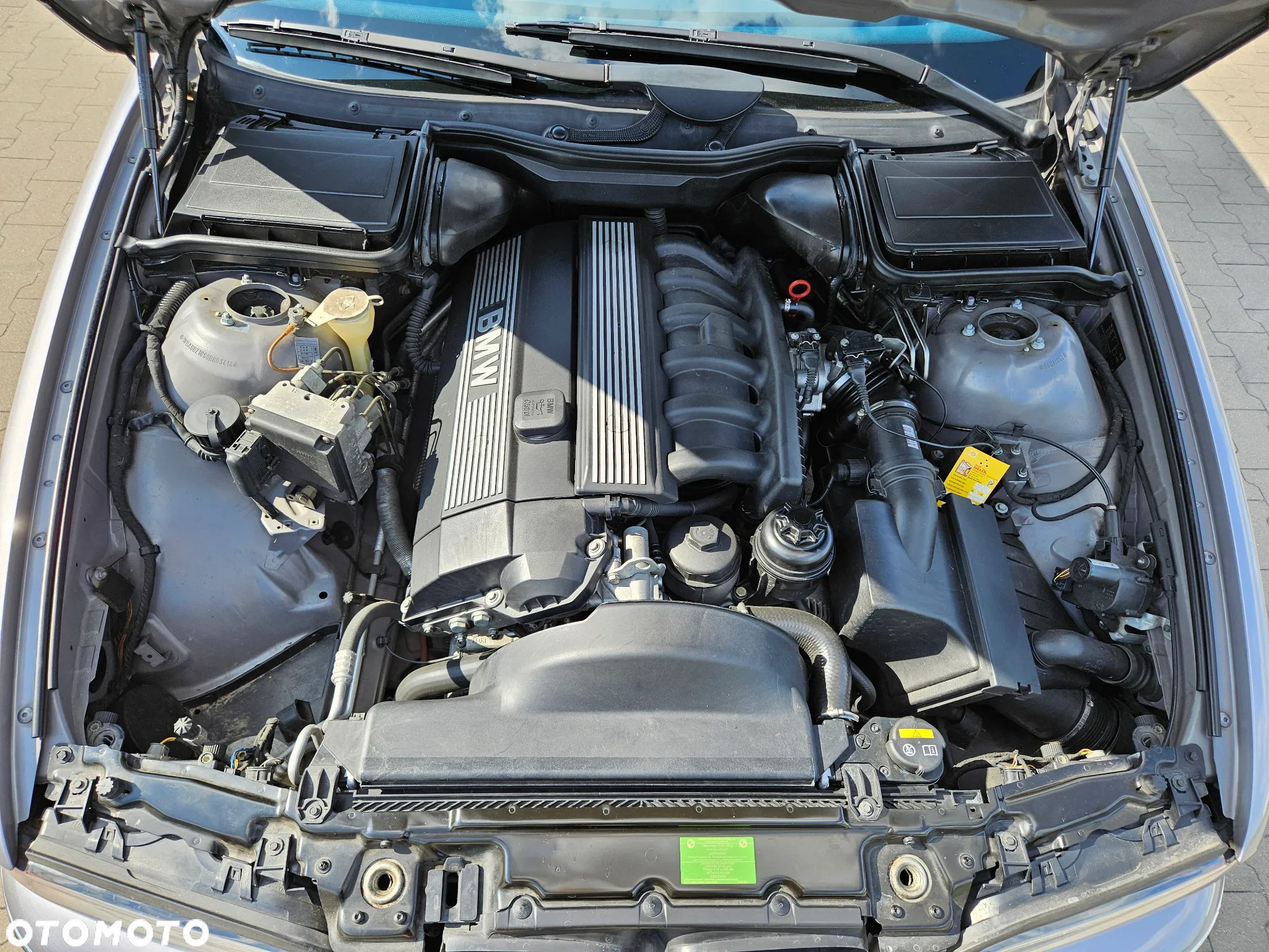 BMW Seria 5 520i - 26