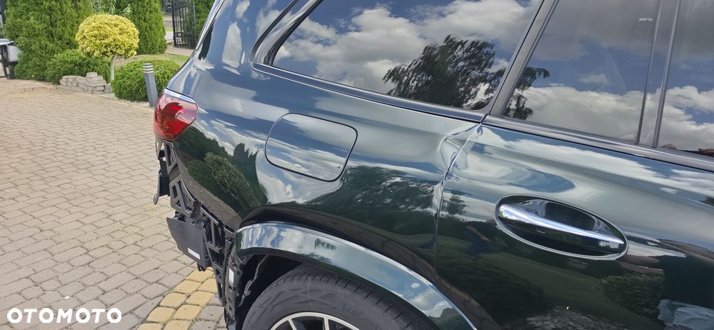 Mercedes-Benz GLS - 33