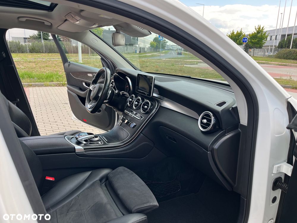 Mercedes-Benz GLC Coupe 220 d 4-Matic - 9