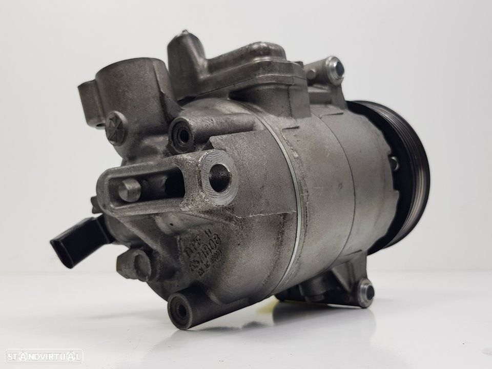 COMPRESSOR AR CONDICIONADO VOLKSWAGEN GOLF VI 2010 -5N0820803A - 2