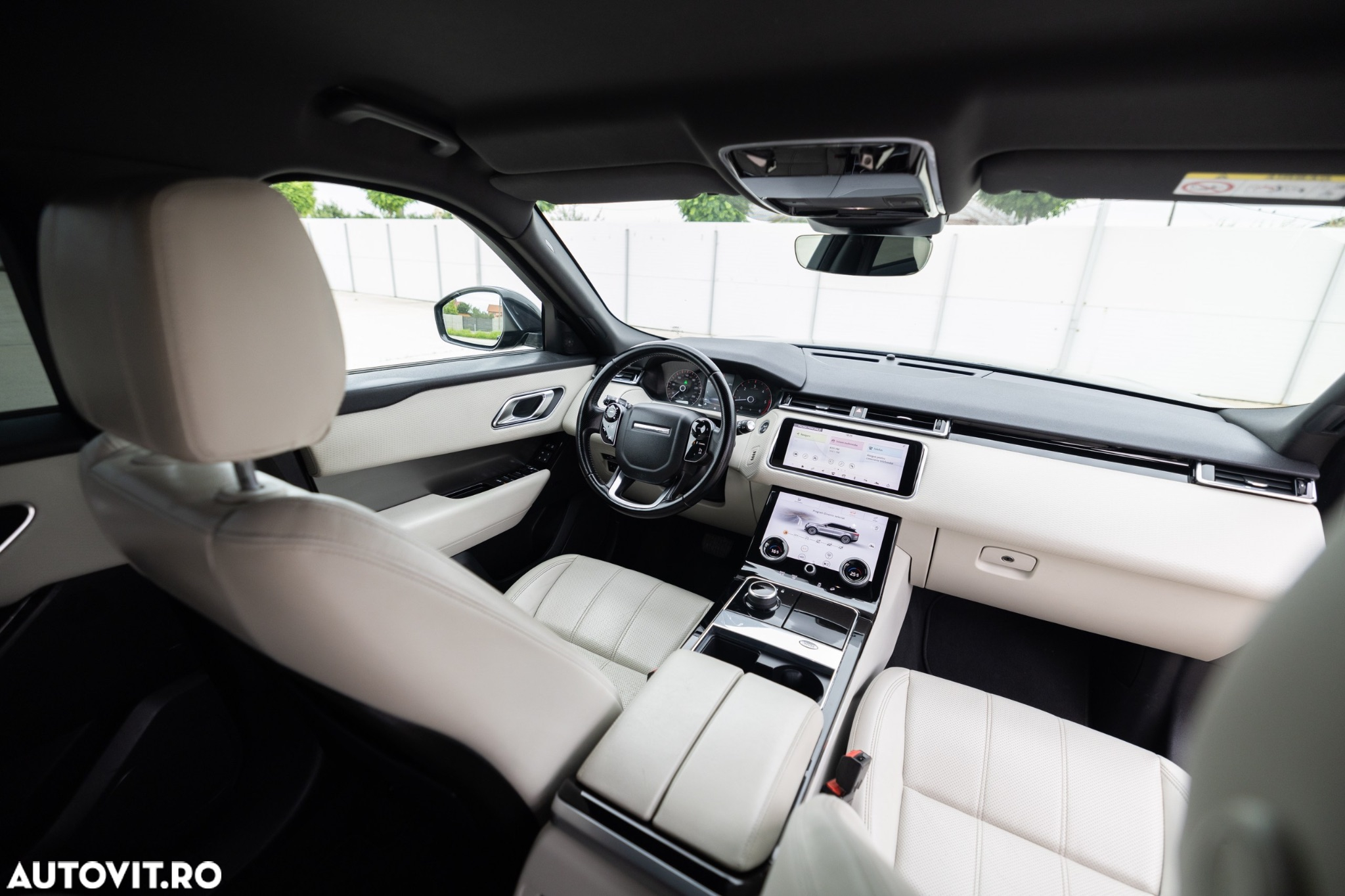 Land Rover Range Rover Velar 2.0 - 13