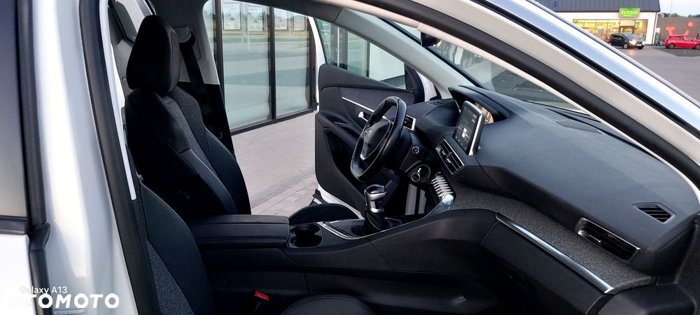 Peugeot 3008 1.2 PureTech GPF Access S&S - 16