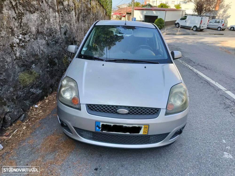 Ford Fiesta 1.25 Ghia - 1