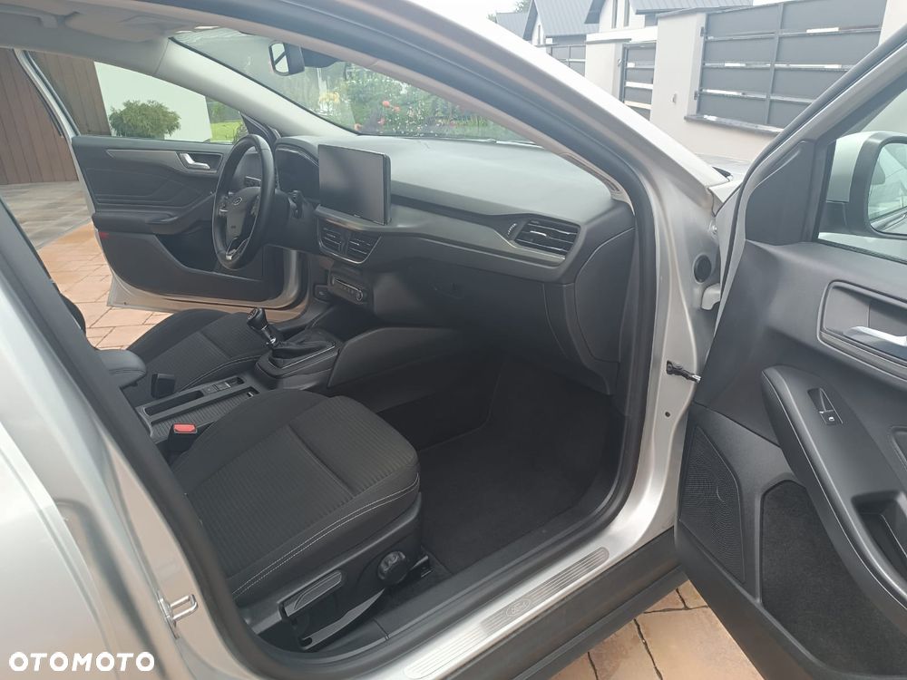 Ford Focus 1.0 EcoBoost Titanium X - 12