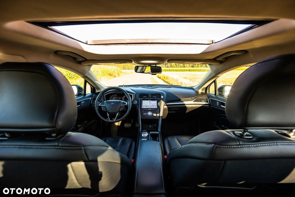 Ford Fusion 2.0 EcoBoost Titanium - 12
