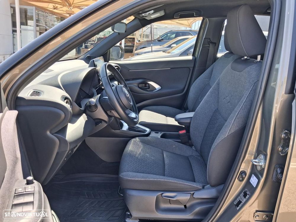 Toyota Yaris Cross 1.5 HDF Luxury - 10