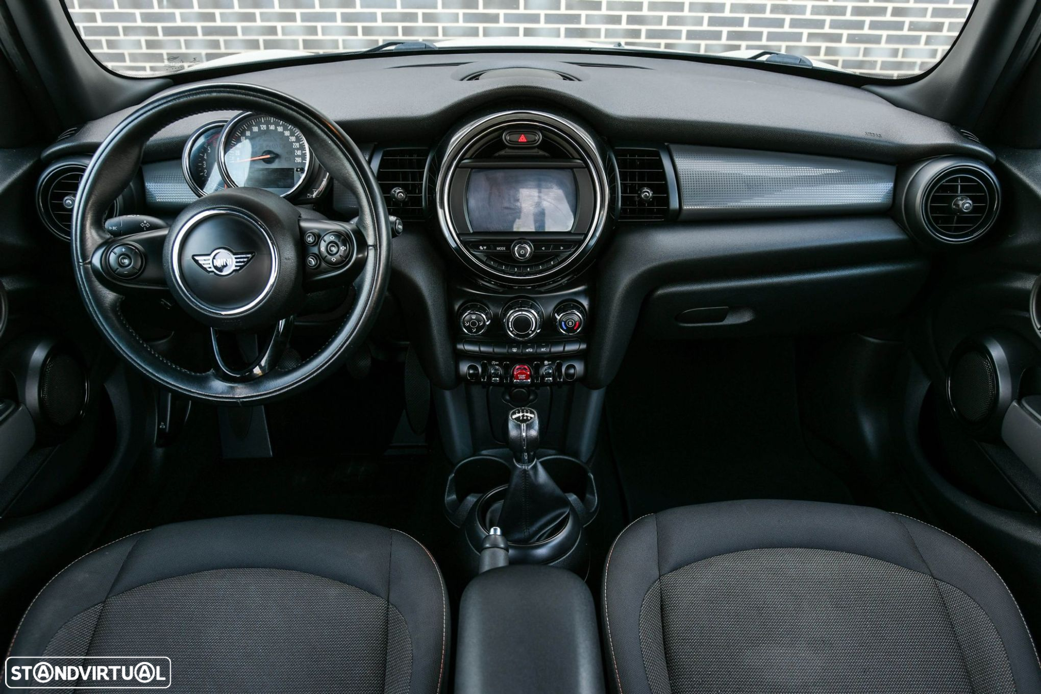 MINI 5 Portas Cooper D - 17
