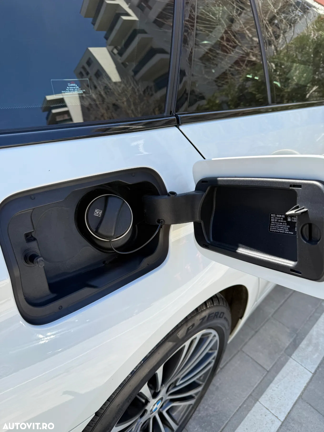 BMW Seria 5 520i AT - 23