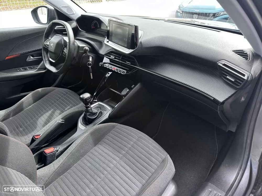 Peugeot 2008 1.2 PureTech Allure Pack - 27