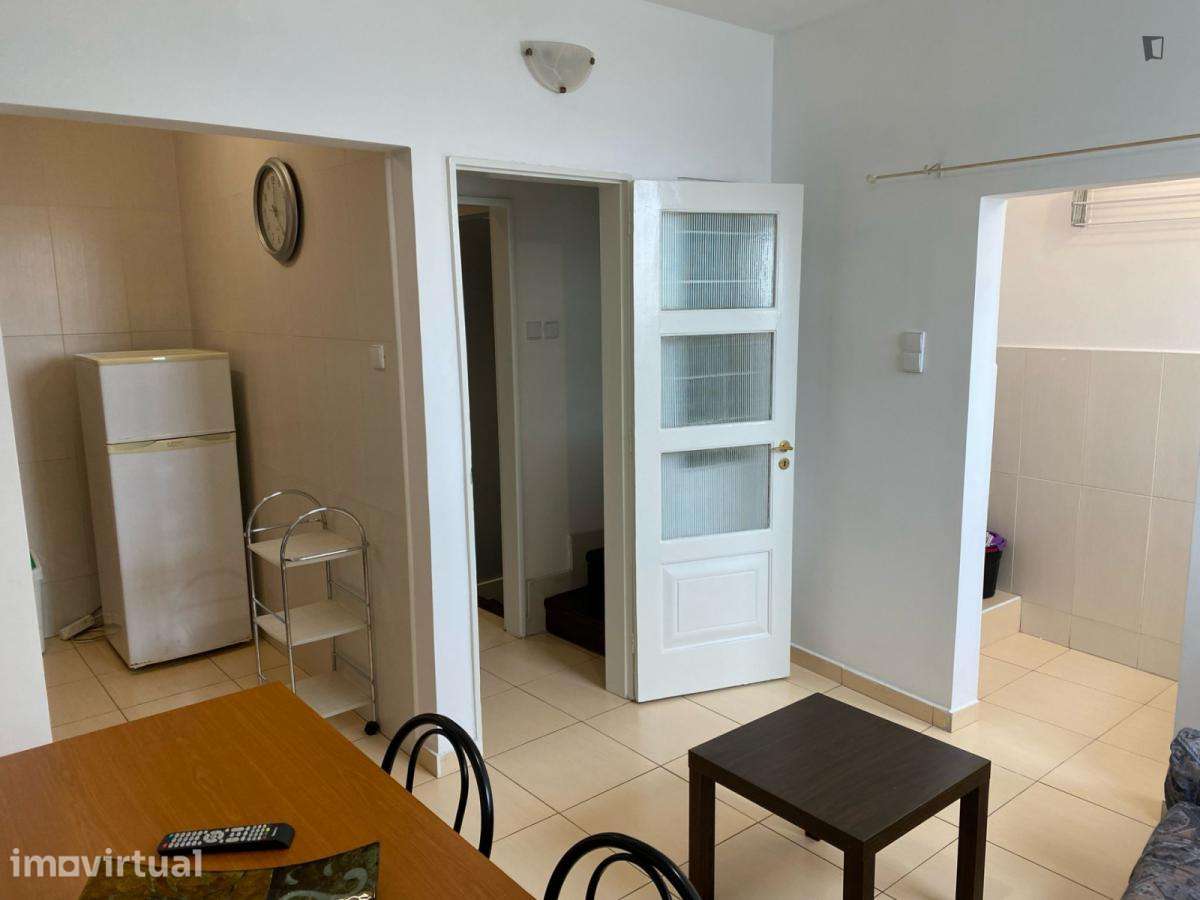Apartamento com 2 quartos - localizado em Sé Porto - Grande imagem: 4/9