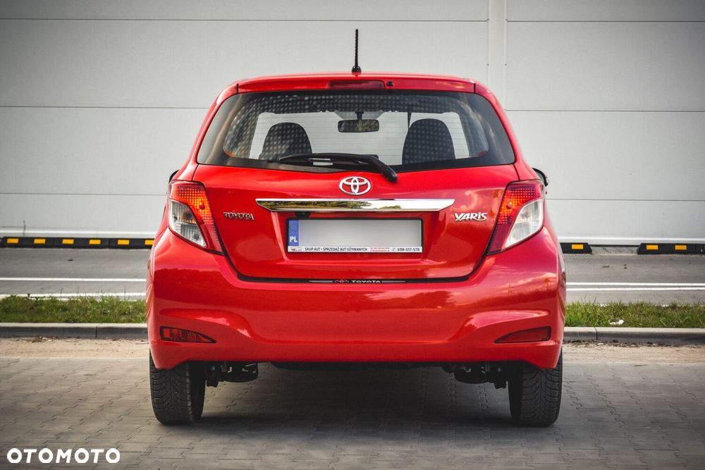 Toyota Yaris - 8