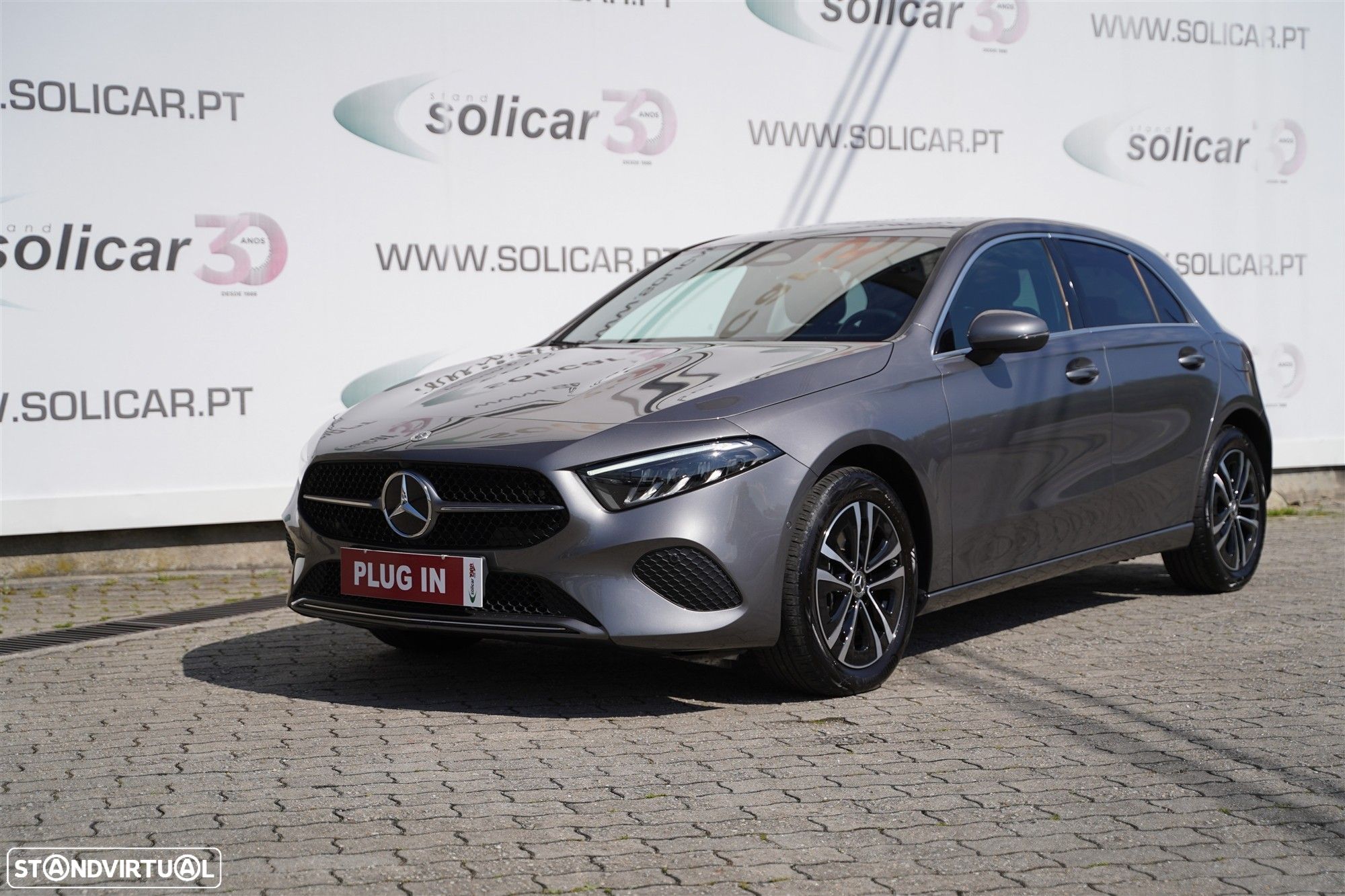 Mercedes-Benz A 250 e - 1