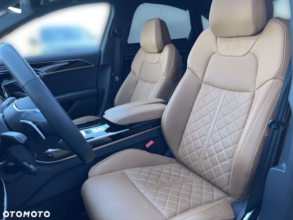 Audi A8 - 14