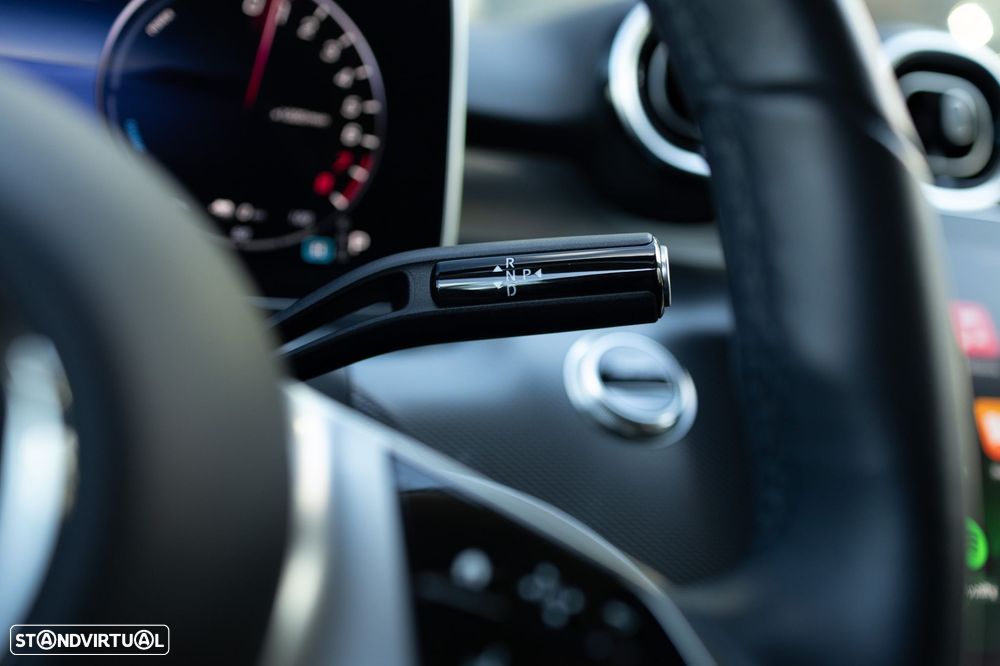 Mercedes-Benz C 300 e Avantgarde - 24