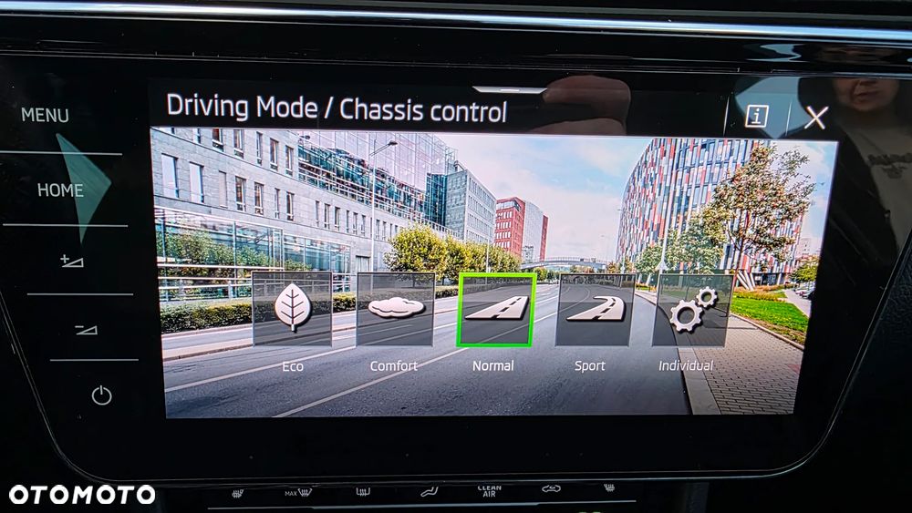 Skoda Superb 2.0 TDI Sportline DSG - 39