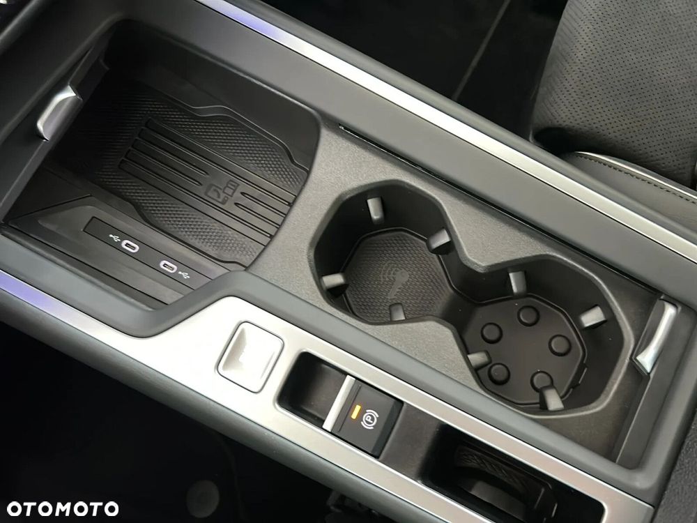 Volkswagen Passat - 24