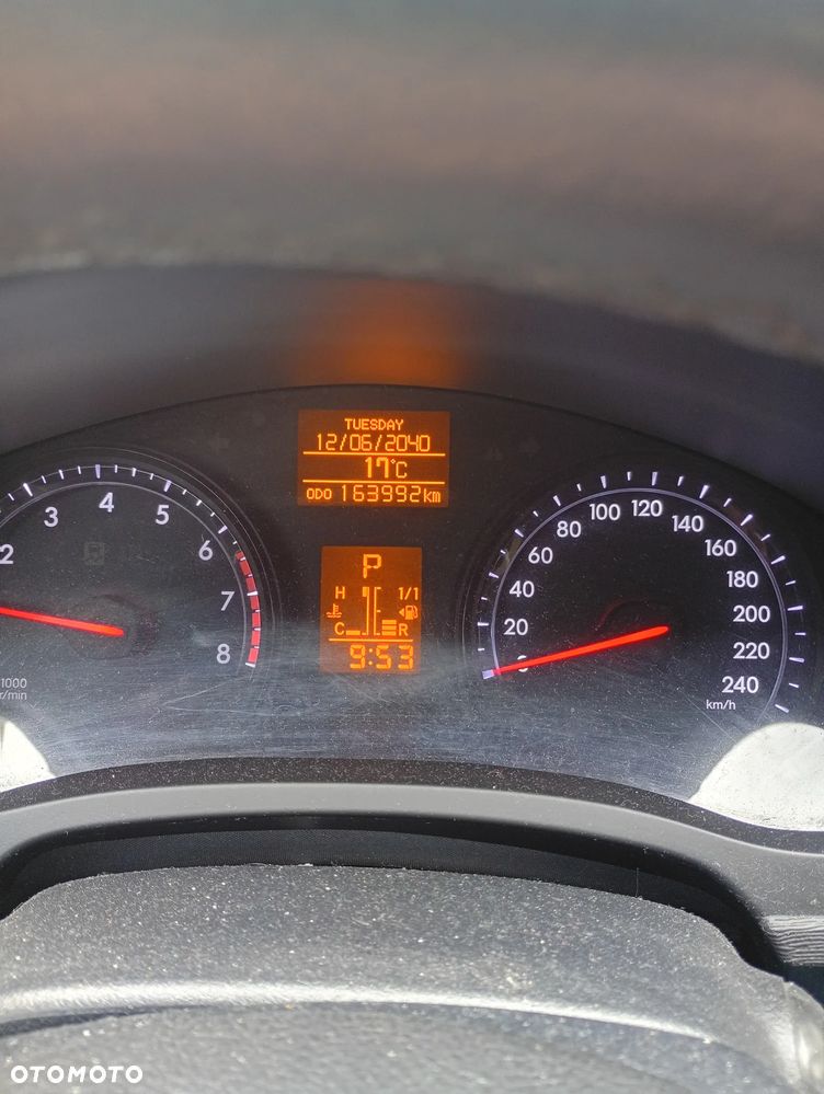 Toyota Avensis - 3