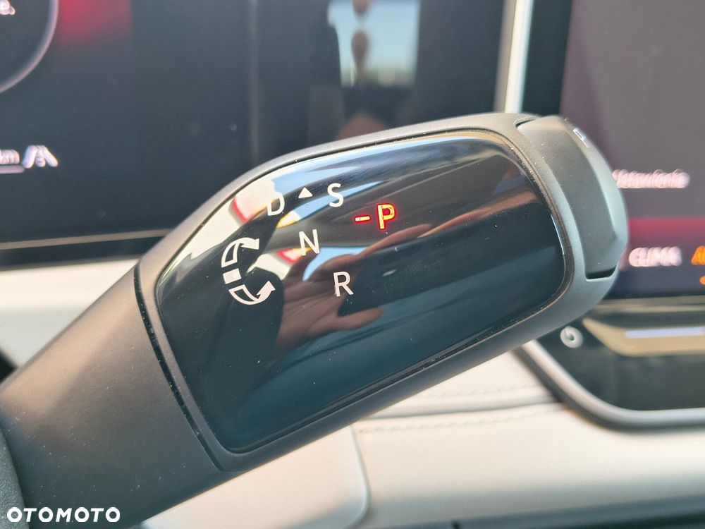 Volkswagen Tiguan - 24