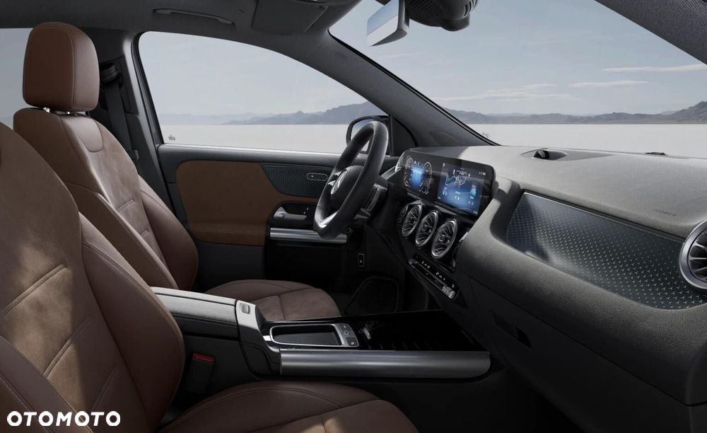 Mercedes-Benz GLA - 6