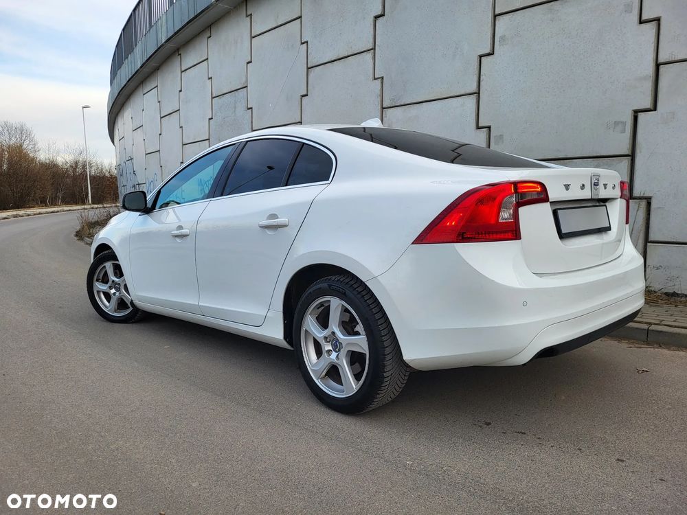 Volvo S60 - 6